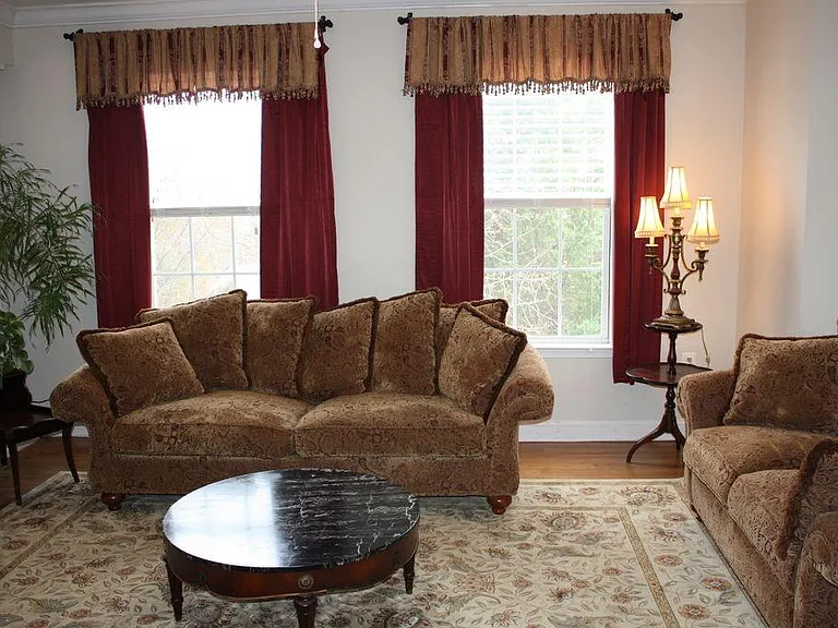 21787 Flanders Ct — Photo 4