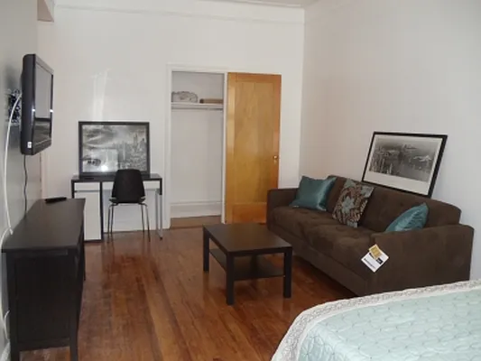Rented by Citi Habitats | media 38