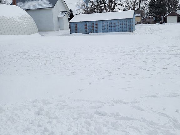 3rd image of 209 E Main St