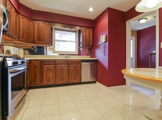 76 Sunrise Dr, Gillette, NJ