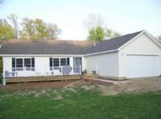 85 S Searls Rd, Webberville, MI 48892