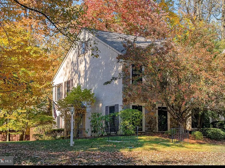 1201 Weatherstone Dr — Photo 11
