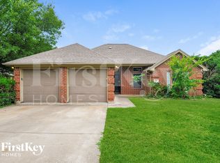 1057 Matthew St, Burleson, TX 76028