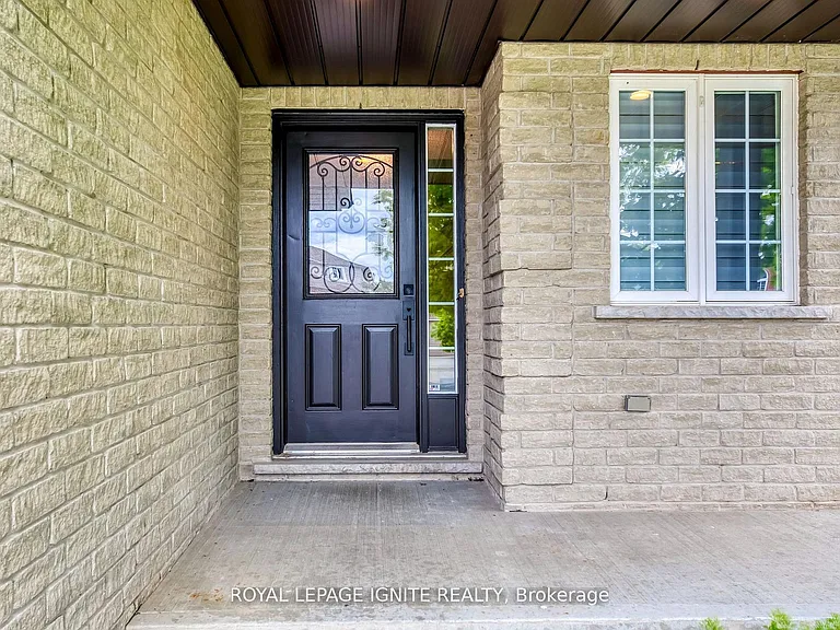 64 Templewood Dr — Photo 3