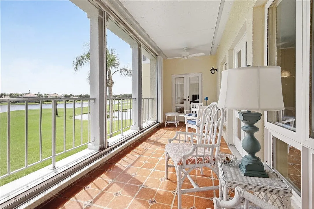 2 bed, 1368 sqft, $5,000 — Photo 2
