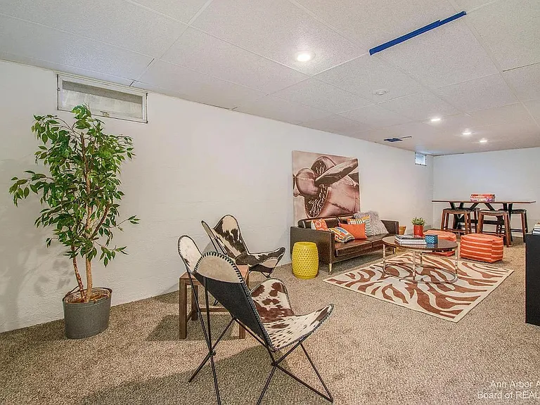 492 Park Pl — Photo 27