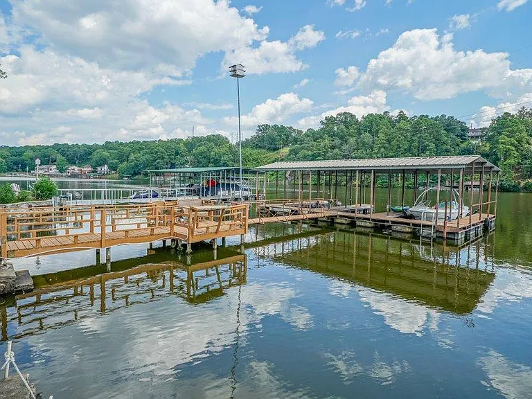 1807 Lakeshore Dr #C — Photo 3