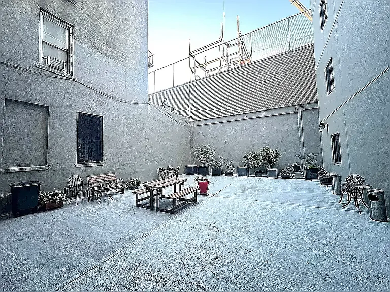 112 Emerson Pl #6AB — Photo 12