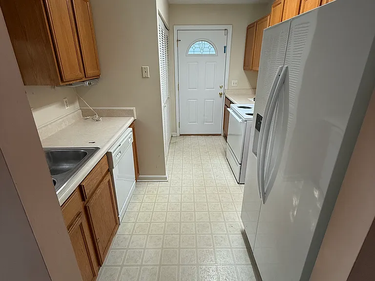 1502 Palmetto Sands Ct — Photo 8