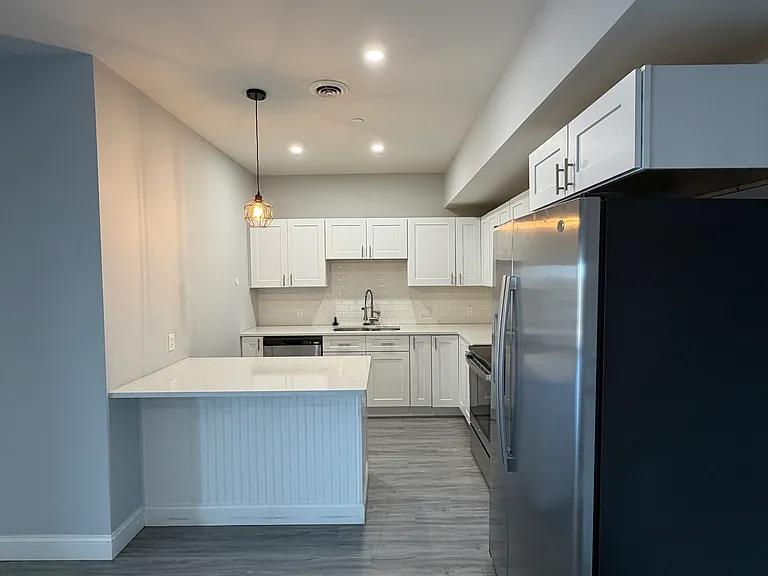 255 Washington Ave #31 — Photo 1