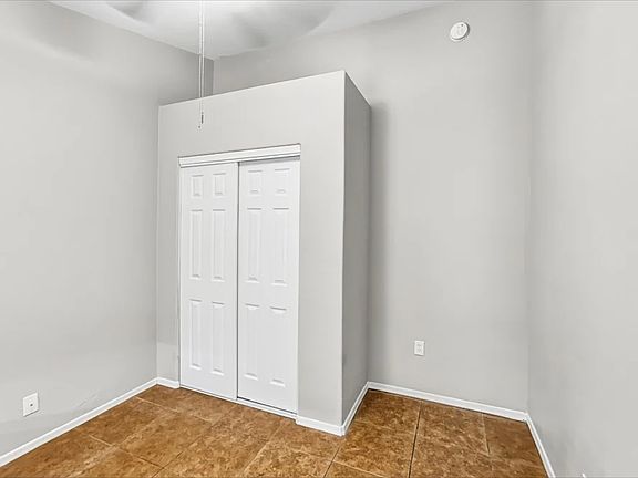 5th image of 2101 N Ithica St