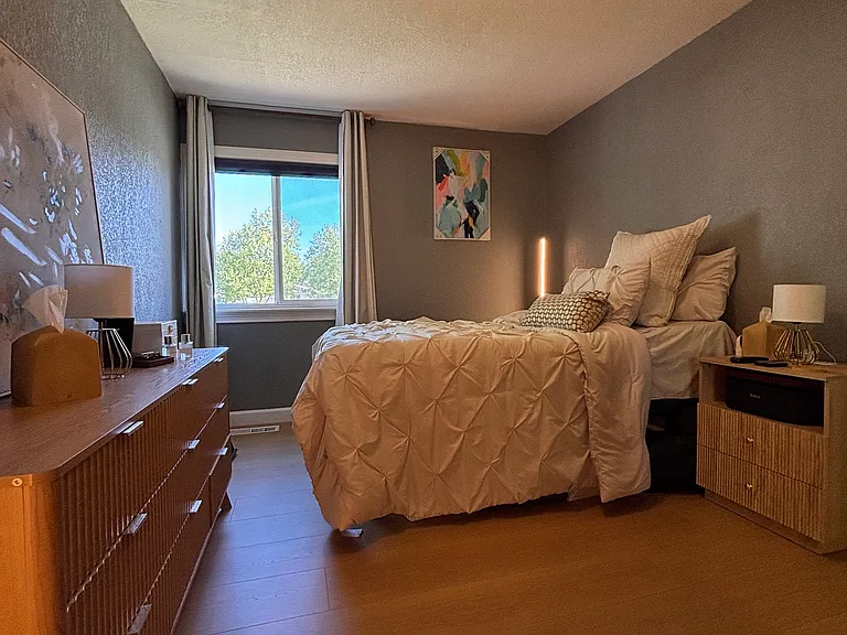 7047 Santa Teresa Blvd — Photo 16