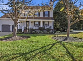 440 Knells Ridge Dr, Chesapeake, VA 23320