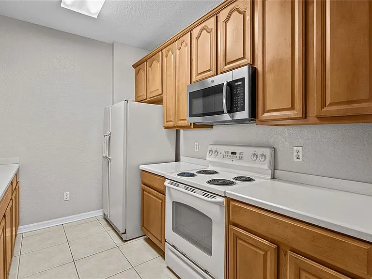 1351 Venezia Ct #301 — Photo 4