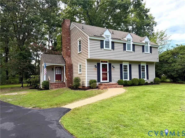 3670 Hemlock Rd, Chester, VA 23831
