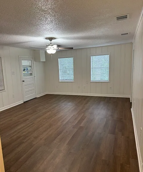 3302 S Briery Rd — Photo 7
