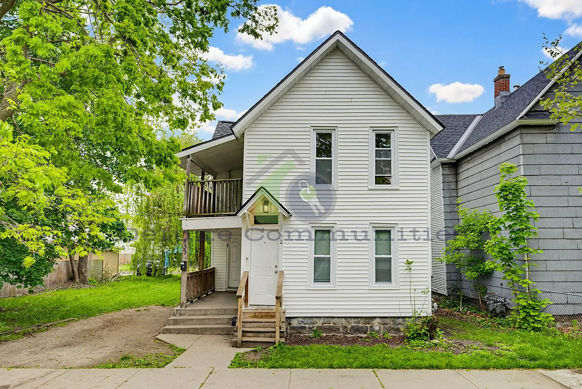 Building Photo - 833 McReynolds Ave NW