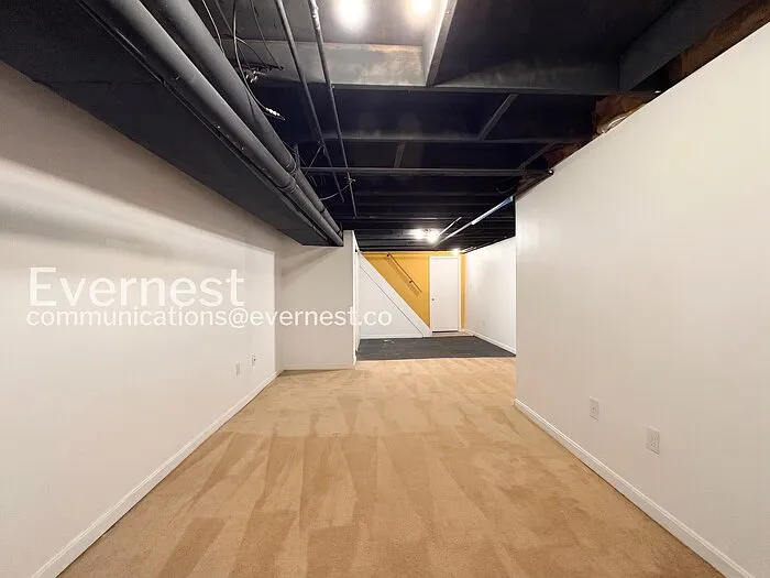 1631 S Charles St — Photo 24