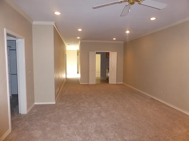 5 Stoneridge Ct #5 — Photo 13