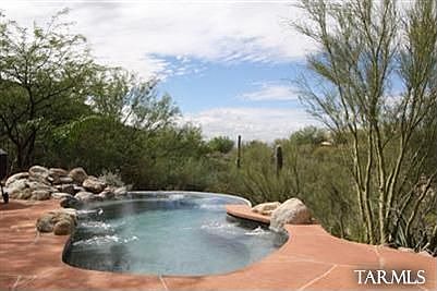 2nd image of 6751 N Placita Acebo