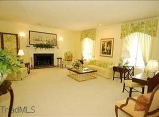 515 Knob View Dr, Winston Salem, NC 27104