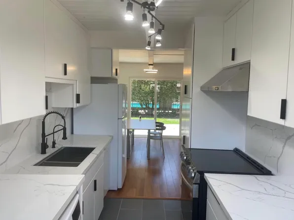 (undisclosed Address), Santa Cruz, CA 95060