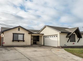 966 W Lee Dr, Santa Maria, CA 93458