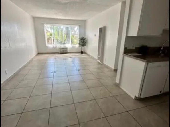 14000 Foothill Blvd #227, Sylmar, CA 91342