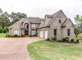 3023 Bridge Moore Dr, Nesbit, MS 38651