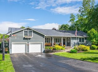 7 Birchwood Dr, Stockholm, NJ 07460