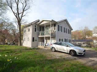 446 Pond St, Bridgeport, CT 06606