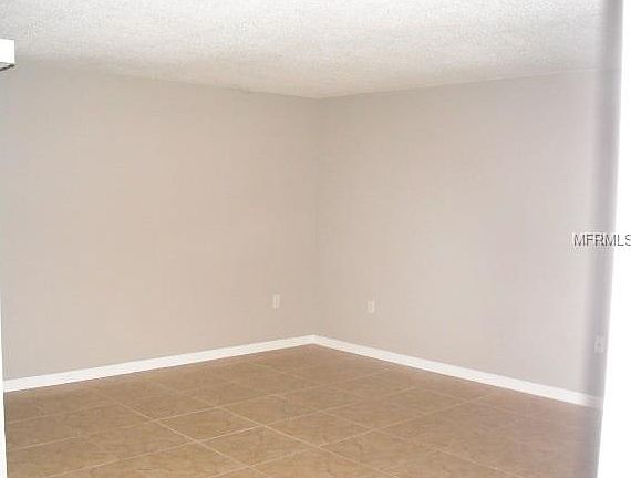 3rd image of 2121 Wood St Unit B107