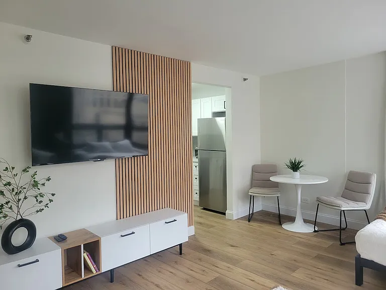 440 N Wabash Ave #1210 — Photo 6