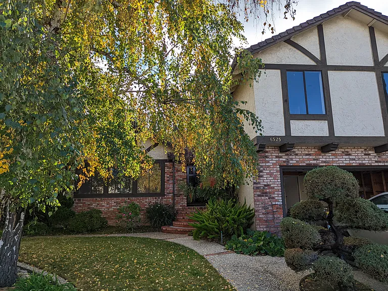 6525 Idlewild Ct — Photo 13