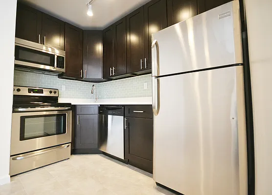 Rented by Bold New York | media 23