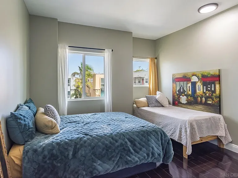 4741 Point Loma Ave #201 — Photo 31