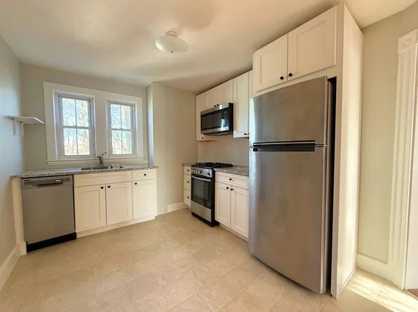 9 Stevens St, Medford, MA