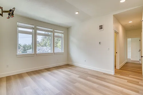 Floor plan 304