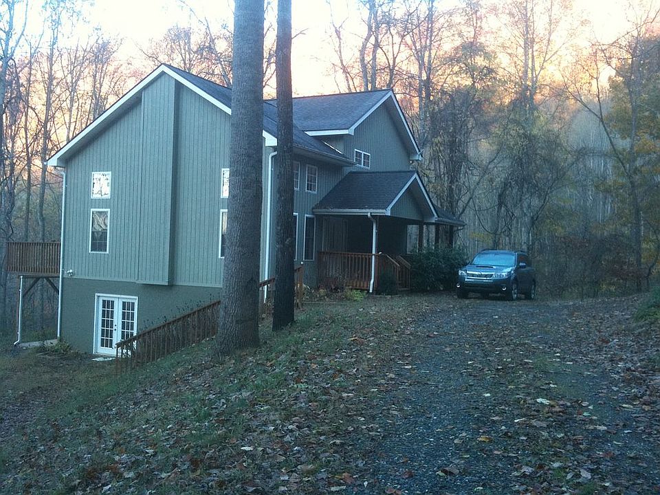 2nd image of 1623 Dills Cove Rd