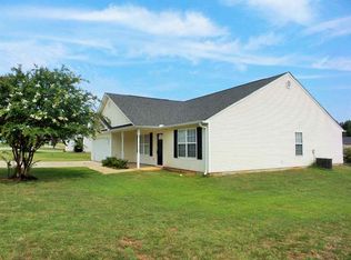 425 Bentridge Dr, Spartanburg, SC 29301