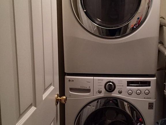 In-unit laundry