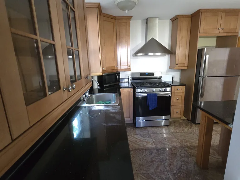 10-12 Alcott Park #10 — Photo 10