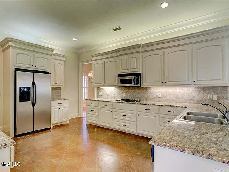 143 Sonnett Cir — Photo 7