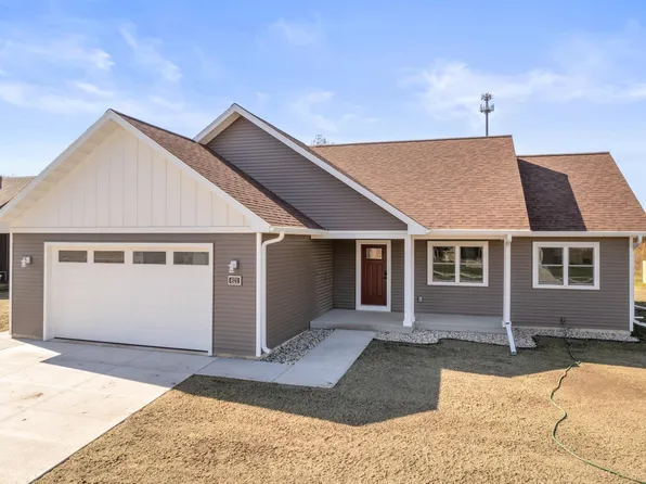 621 Eisenhower St, Baraboo, WI 53913