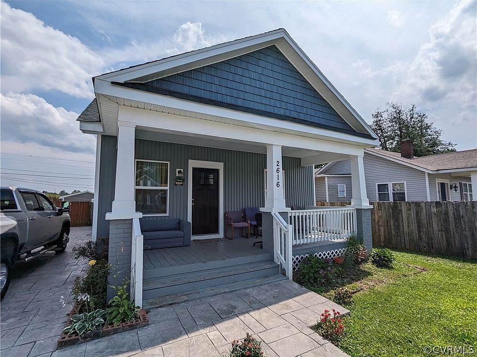 1st image of 2616 Lochaven Blvd