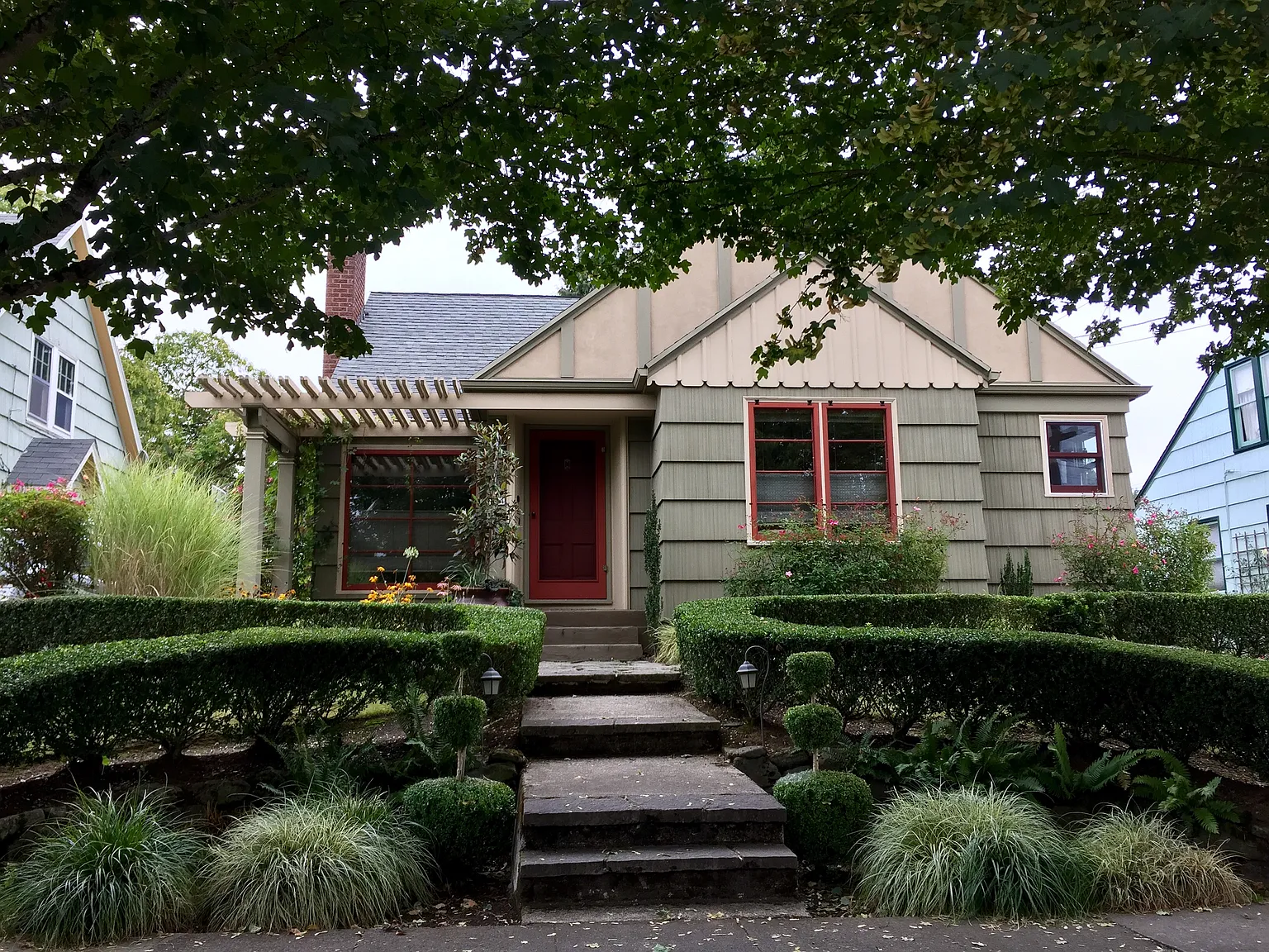 404 SE 53rd Ave photo 1