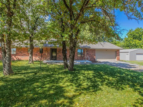 1149 N Triple X Rd, Choctaw, OK 73020