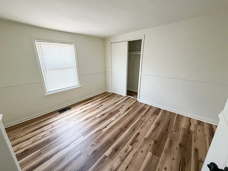 607 Moorman Ave NW — Photo 15