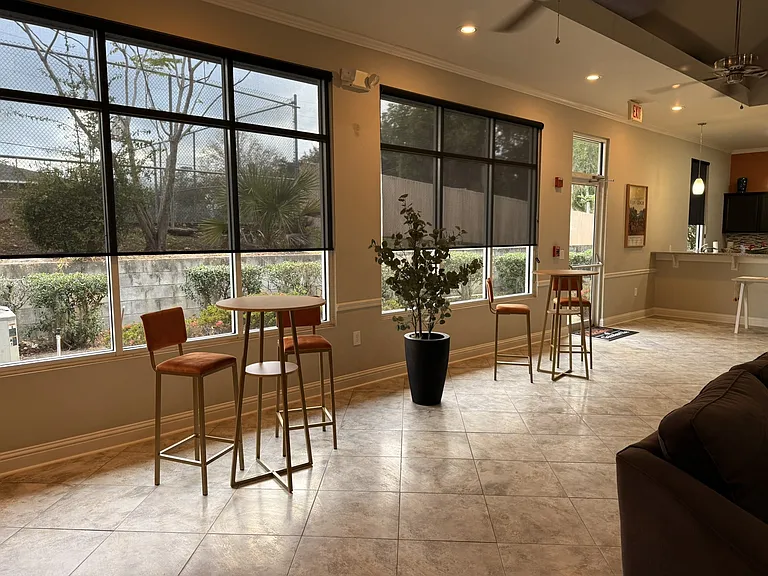 Tivoli Gainesville — Photo 11