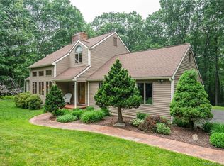 136 Deer Run, Burlington, CT 06013